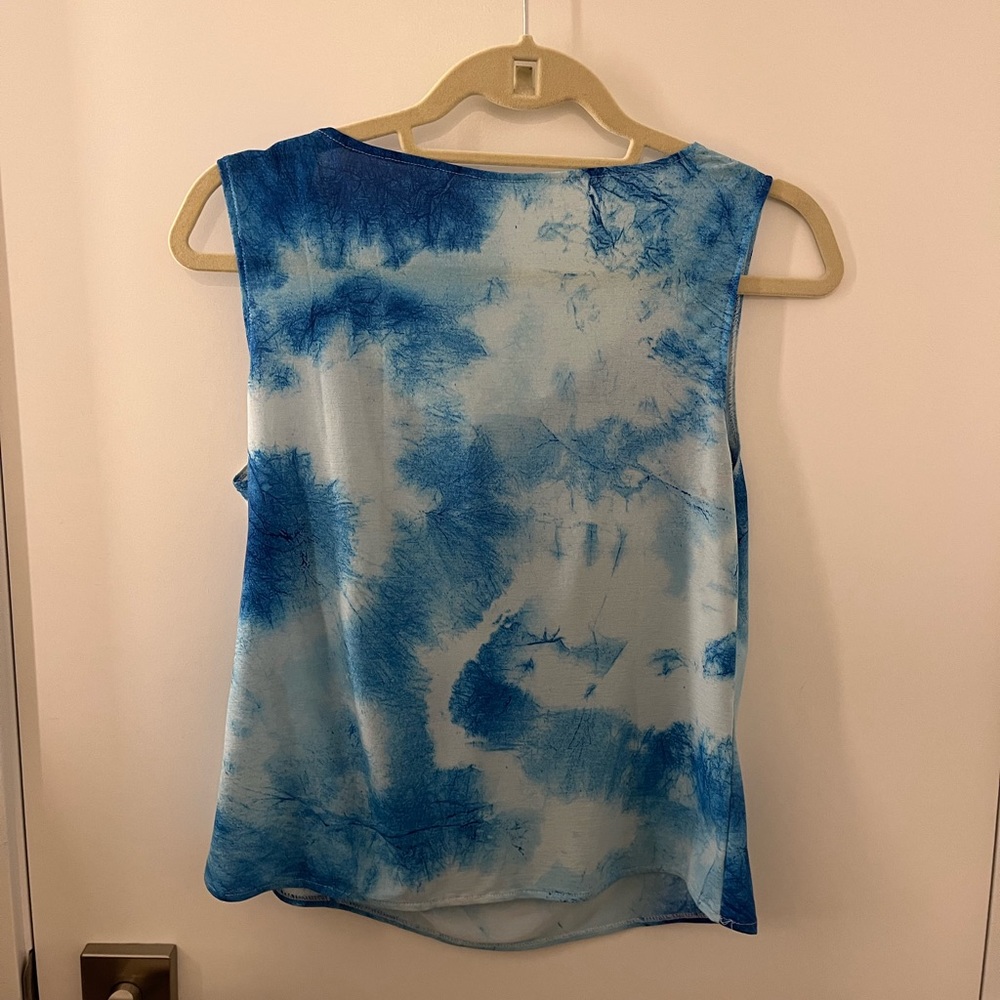 Vintage cloud top